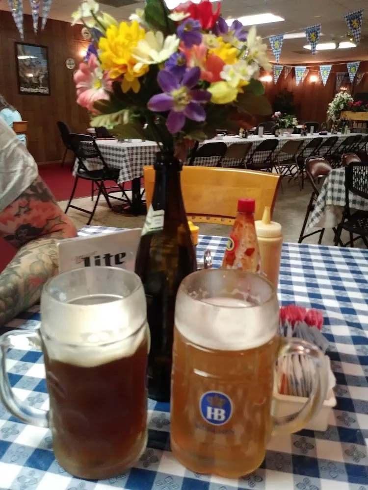 Hofbrau Hefeweizen Weihenstephaner Kristall